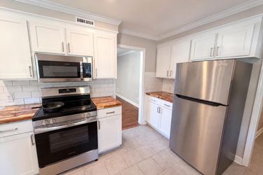 Photo 2 of 24 of 1817 Neptune Dr, Columbia, SC