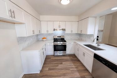Photo 2 of 18 of 5003 Henson Dr SW, Mableton, GA