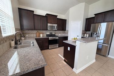 Photo 2 of 23 of 26339 Riley Glen Dr, Richmond, TX