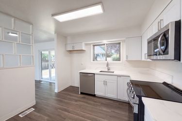 Photo 2 of 21 of 465 SW 139th Ave, Beaverton, OR