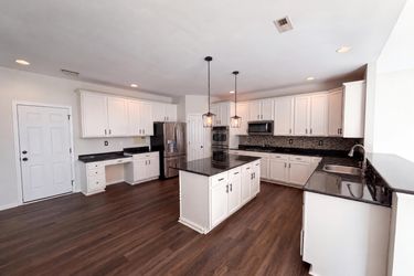 Photo 2 of 25 of 821 Pinkney Pl, Stanley, NC