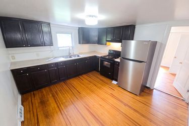 Photo 2 of 19 of 3209 Swan Pl, Lynchburg, VA