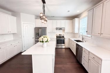 Photo 2 of 22 of 12312 Chesley Dr, Charlotte, NC