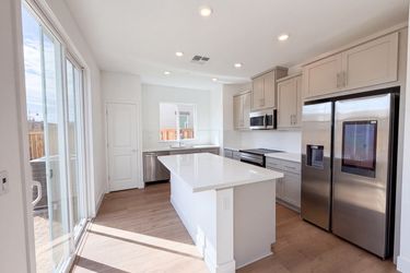 Photo 2 of 22 of 16213 Sculptor Ave, Lathrop, CA