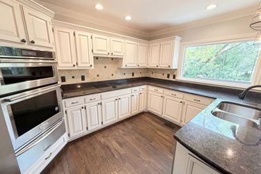 Photo 2 of 58 of 984 Forest Pond Ct, Marietta, GA