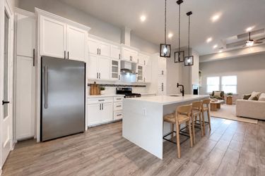 Photo 2 of 16 of 40402 Mostyn Dr, Magnolia, TX