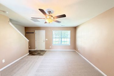 Photo 2 of 19 of 1578 Zeverly St, Winston Salem, NC