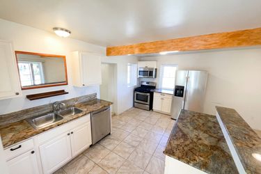 Photo 2 of 21 of 643 N Catalina Ave, Tucson, AZ