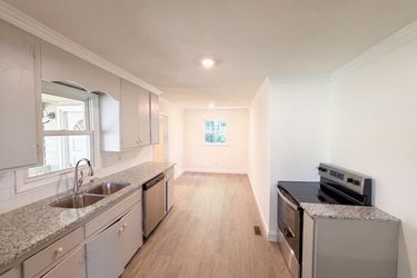 Photo 2 of 17 of 1610 Martin Ave, Gastonia, NC