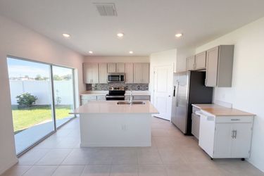 Photo 2 of 42 of 124 Citrine Loop, Kissimmee, FL