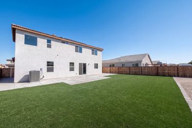 Photo 2 of 23 of 3019 Desert Cloud Ave, Rosamond, CA