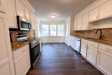 Photo 2 of 20 of 1711 Hickory Ridge Rd, Rock Hill, SC