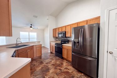 Photo 2 of 29 of 6041 Parnell Ave, Spring Hill, FL
