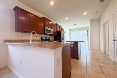 Photo 2 of 19 of 6308 Magnolia Park Blvd, Riverview, FL