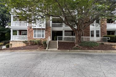 Exterior photo of 131 Bentley Pl