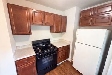 Photo 2 of 21 of 4915 Ralston Ave, Indianapolis, IN