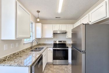 Photo 2 of 16 of 7018 Rumple Rd, Charlotte, NC