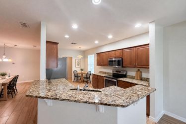 Photo 2 of 24 of 1048 Bethpage Rd, Auburndale, FL