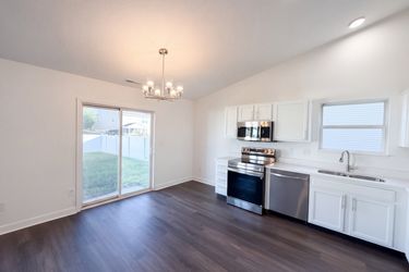 Photo 2 of 20 of 8051 Painted Pony Dr, Indianapolis, IN