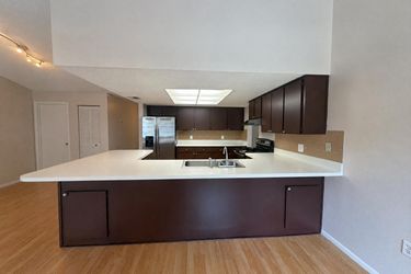 Photo 2 of 32 of 12054 Joe Herrmann Dr, San Antonio, FL