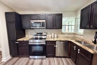 Photo 2 of 21 of 1502 Daroca Dr, Deltona, FL