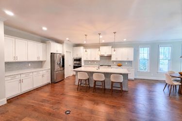 Photo 2 of 20 of 1279 Dairy Glen Dr, Fuquay Varina, NC