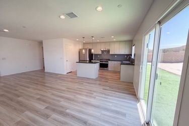 Photo 2 of 21 of 11550 Halter St, Victorville, CA