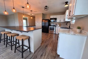 Photo 2 of 19 of 552 Marshall Johnson Ave S, Port Lavaca, TX