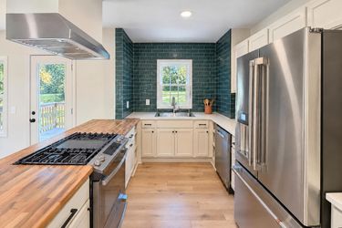 Photo 2 of 17 of 5825 Hadley St, Mission, KS