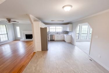 Photo 2 of 30 of 8857 Lakeridge Ter, Pinson, AL