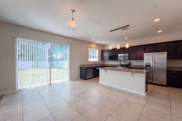 Photo 2 of 30 of 7607 Tangle Rush Dr, Gibsonton, FL