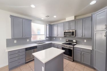 Photo 2 of 23 of 2843 Dunnottar Ave, Henderson, NV