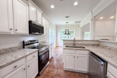 Photo 2 of 24 of 2642 Westhaven Dr, Murfreesboro, TN