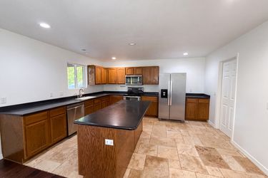 Photo 2 of 26 of 866 S 1580 W, Lehi, UT