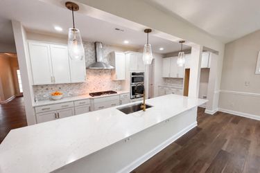 Photo 2 of 36 of 6109 Balham Ct, Charlotte, NC