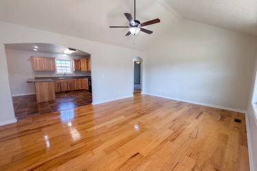 Photo 2 of 22 of 141 Thacker Dr, Portland, TN
