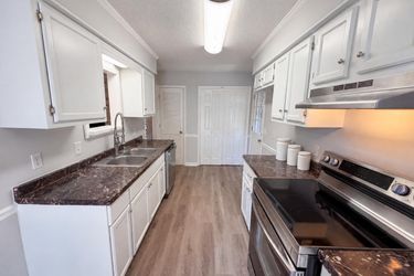 Photo 2 of 20 of 136 Cressfell Rd, Irmo, SC