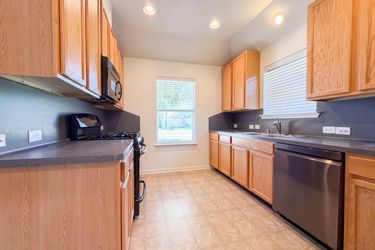 Photo 2 of 21 of 11327 Grass Lake Ln, Richmond, TX