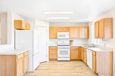 Photo 2 of 38 of 1703 Bain Dr, Erie, CO