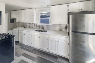 Photo 2 of 17 of 2865 Pingree Ave, Ogden, UT