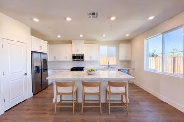 Photo 2 of 22 of 3627 Junefield St, Tracy, CA