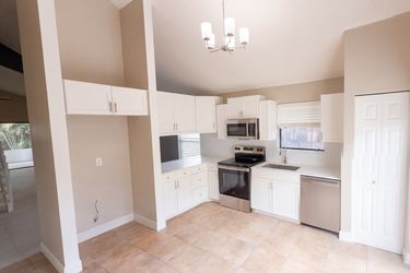 Photo 2 of 17 of 87 Buxton Ln, Boynton Beach, FL
