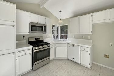 Photo 2 of 19 of 30497 Iron Bark Ct, Temecula, CA