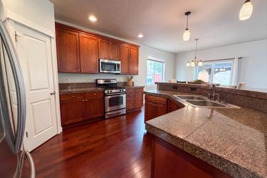 Photo 2 of 27 of 13049 SE Meadehill Ave, Happy Valley, OR