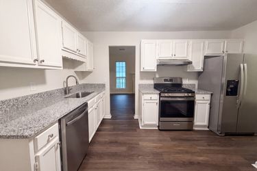 Photo 2 of 29 of 4320 Southvale Dr, Decatur, GA