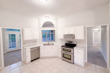 Photo 2 of 28 of 13 Stanford Ridge Ct, Irmo, SC