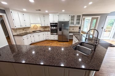Photo 2 of 39 of 135 N Clublands Ct, Johns Creek, GA