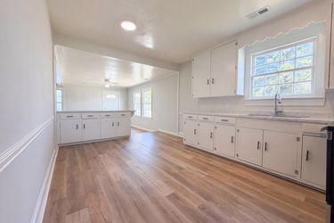 Photo 2 of 17 of 1612 Beech St, Goldsboro, NC