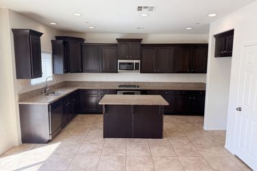 Photo 2 of 19 of 40959 Vauxhall Ct, Lake Elsinore, CA
