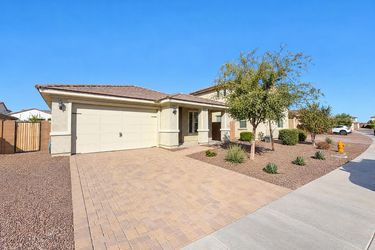 Photo 2 of 45 of 17996 W Raymond St, Goodyear, AZ